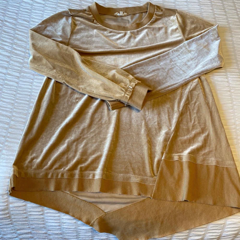 Easel champagne colored velvet asymmetrical sweatshirt